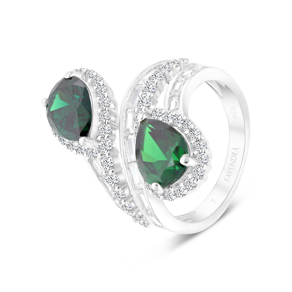 Sterling Silver 925 Ring Rhodium Plated Embedded With Emerald