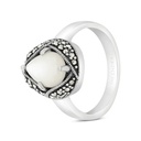 Sterling Silver 925 Ring Embedded With Natural White Shell And Marcasite Stones